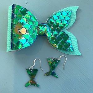 Mermaid tail bow & earrings